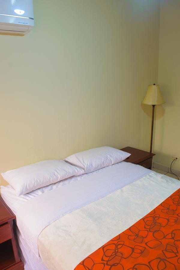 Hotel Fontana マナグア エクステリア 写真